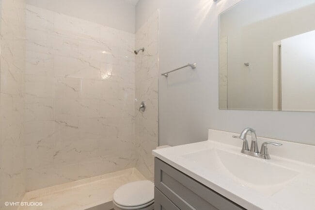 Building Photo - 8917 Grant Ave