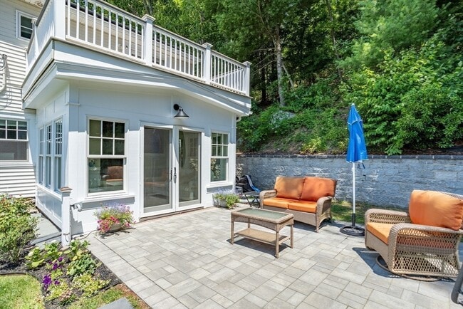 Building Photo - 35 Keyes Rd