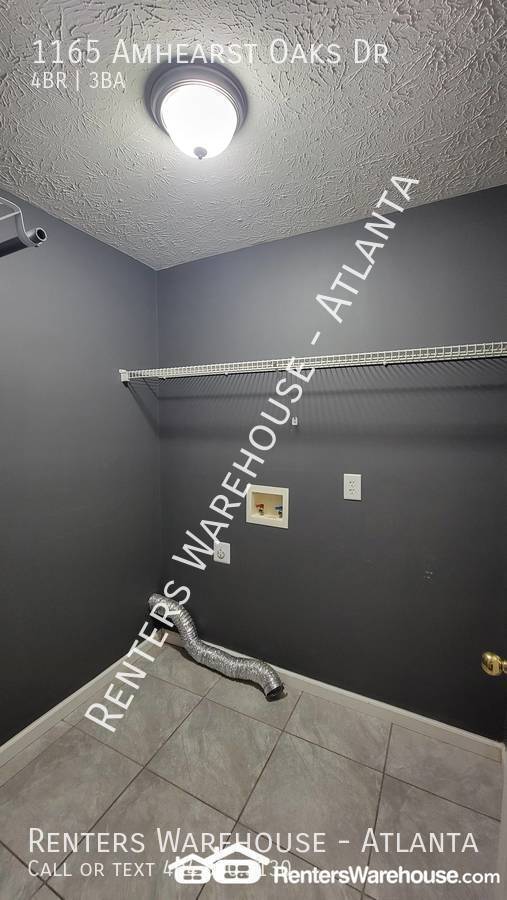 Building Photo - 1165 Amhearst Oaks Dr