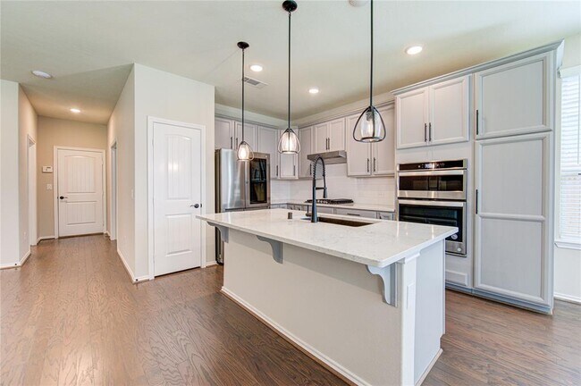 Building Photo - 4005 Starbright St