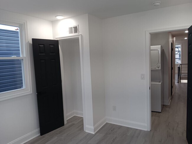 Building Photo - 3355 N 2nd St