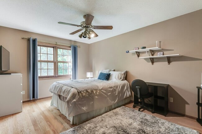 Building Photo - 509 Green Coulee Rd