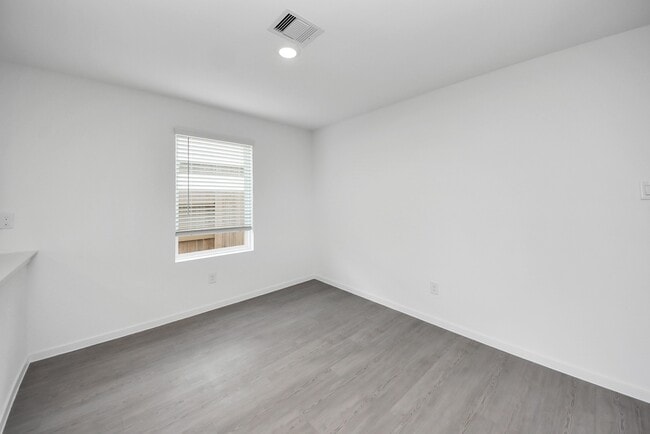 Building Photo - 1134 Blue Stone Dr