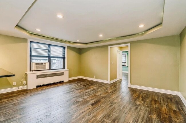 Building Photo - 1011 Avenue C