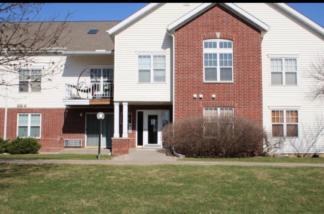 Building Photo - 33A Grand Canyon Dr
