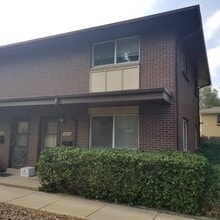 Building Photo - Private 2-Story End Unit