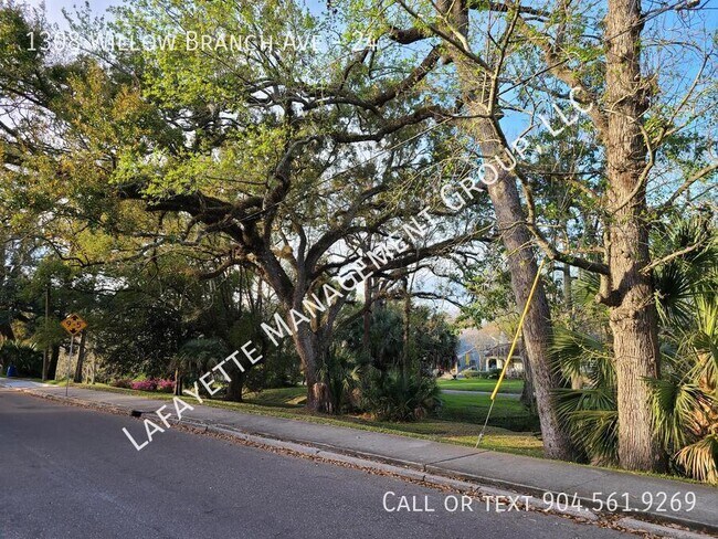 Building Photo - 1308 Willow Branch Ave