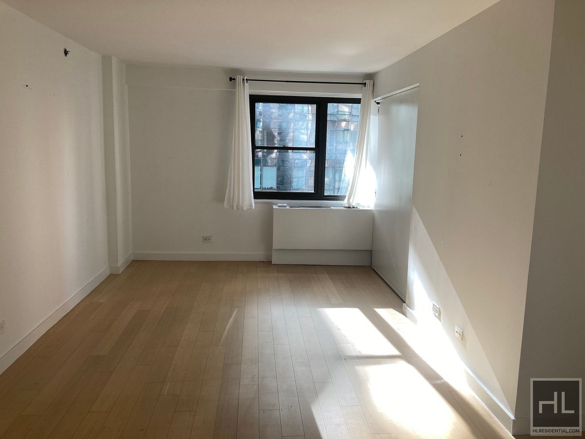 Building Photo - East 39th Street
