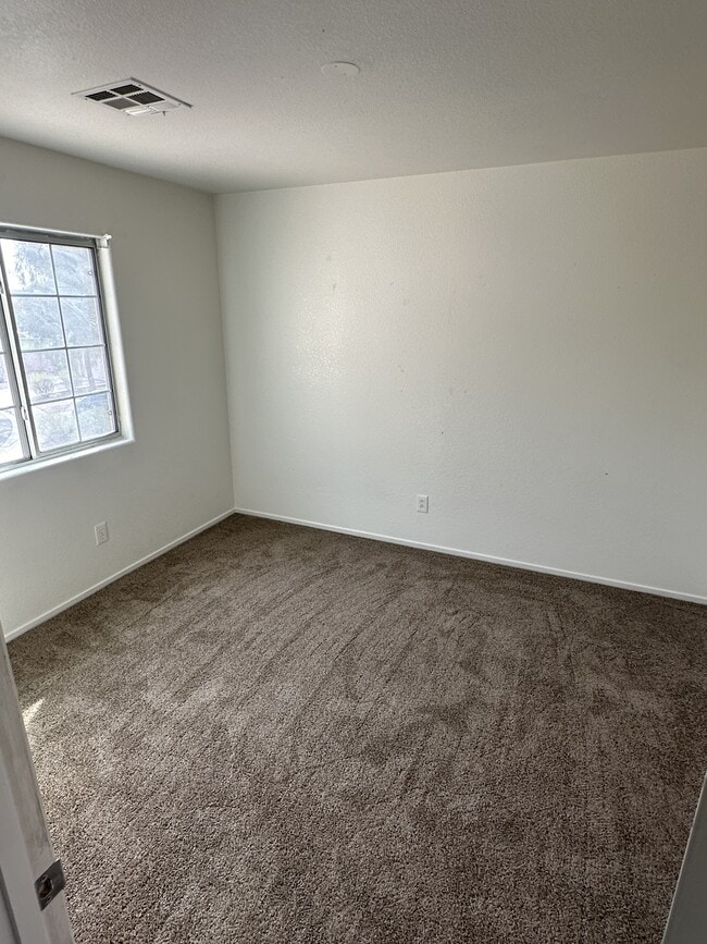 Building Photo - 6529 Adonis Heights St
