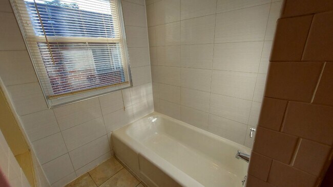 Building Photo - 98 W 8th Ave