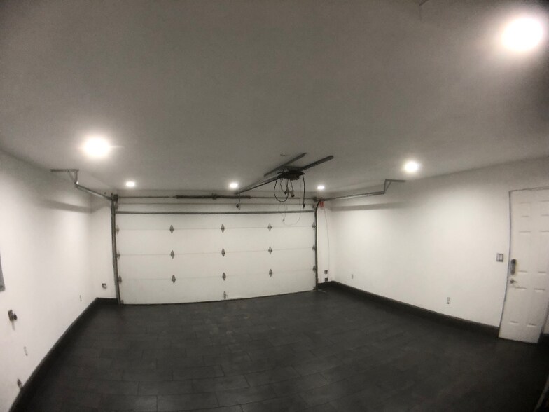 Building Photo - 1405 Cypress Ln