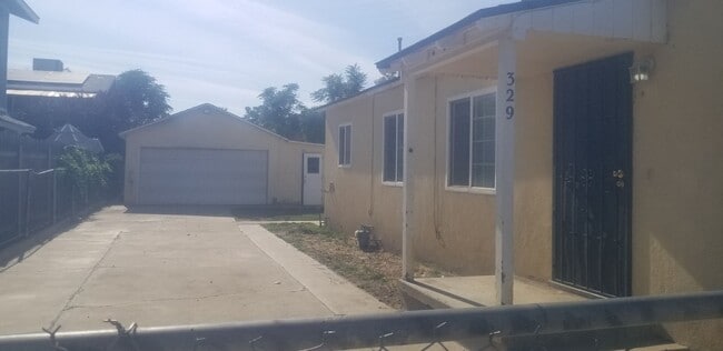 Building Photo - 329 S Oildale Dr