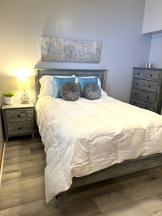 Building Photo - 4801 Casablanca Cir