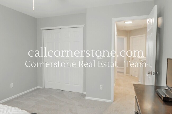Building Photo - 5251 Lone Star Pl