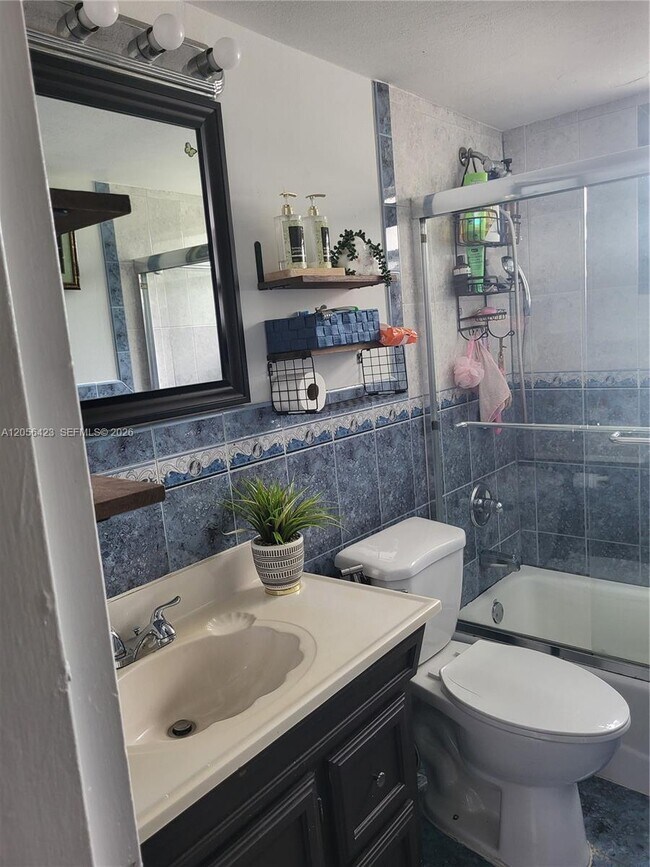 Building Photo - 14140 SW 84th St