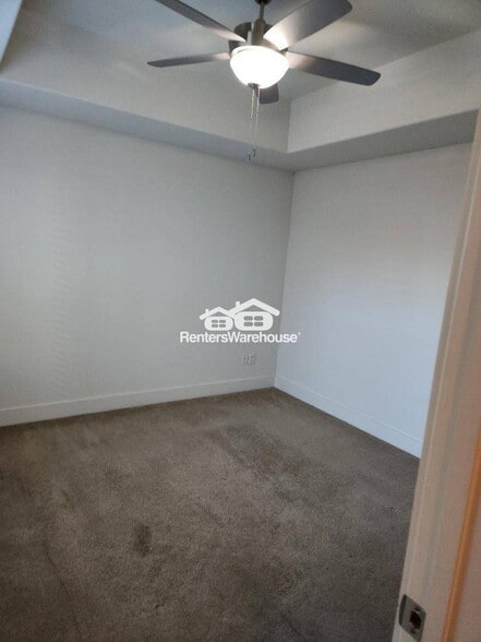 Building Photo - 1333 W 22nd St