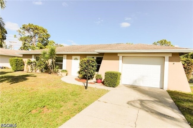 Building Photo - 1329 Torreya Cir