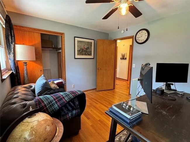 Building Photo - 7 Exeter Dr