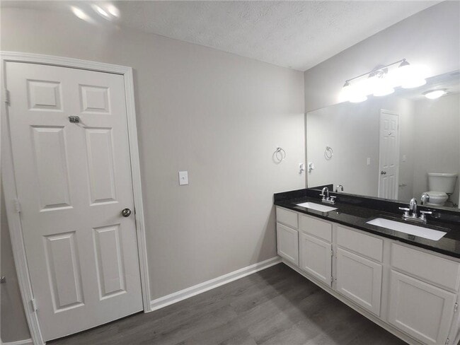 Building Photo - 3225 Landgraf Close