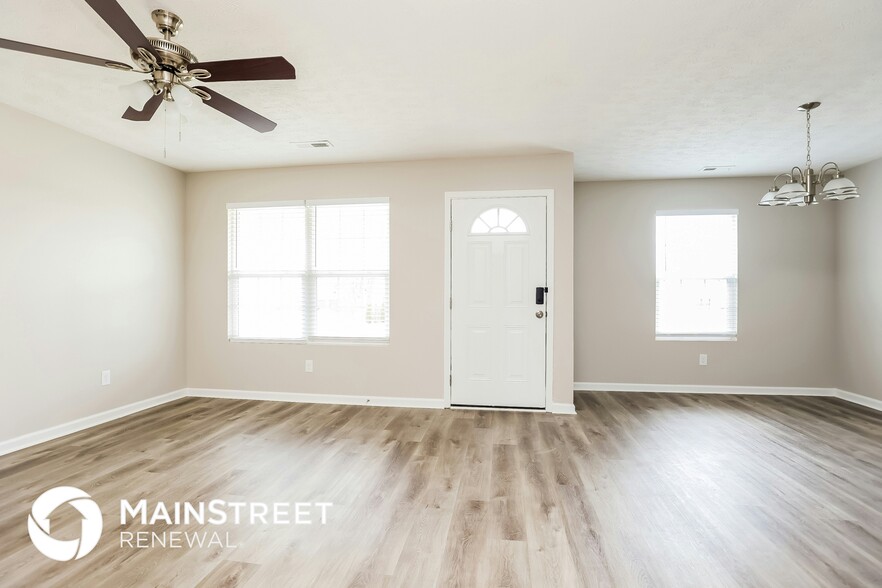 Building Photo - 242 N Blakemore Ave