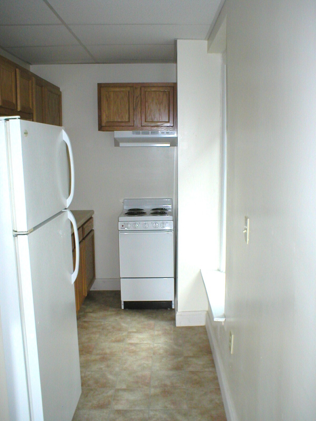 Building Photo - 725 W 3rd St