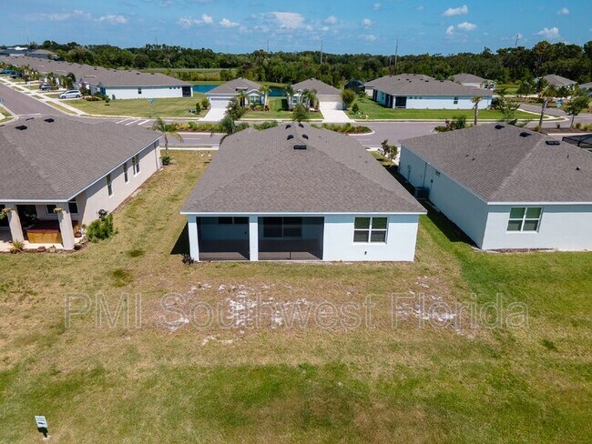 Building Photo - 5928 Silver Palm Blvd