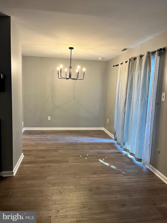 Building Photo - 306 Kelly Cove