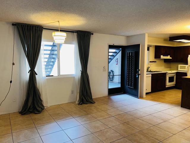 Building Photo - 159 Redwood Ave