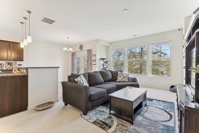 Building Photo - 116 Zenith Loop