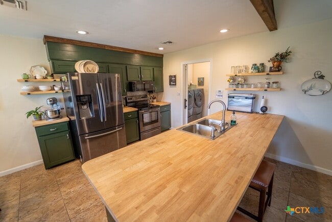 Building Photo - 301 Antietam Dr