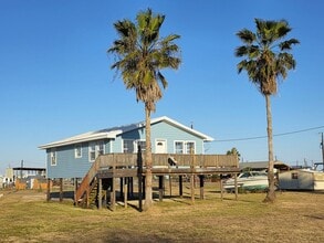 Building Photo - 405 Blue Water Blvd