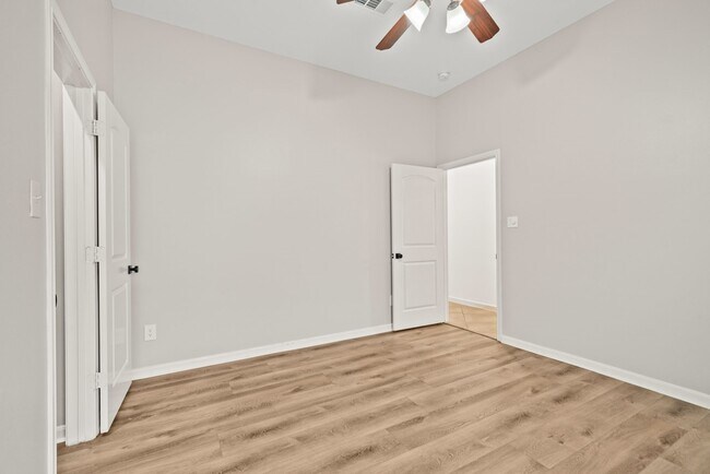 Building Photo - 28410 Stonestead Dr