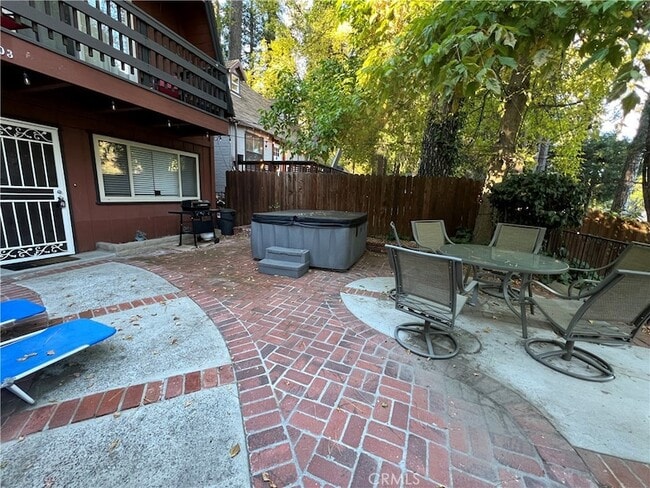 Building Photo - 22903 Waters Dr