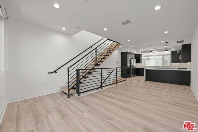 Building Photo - 11304 Victory Blvd