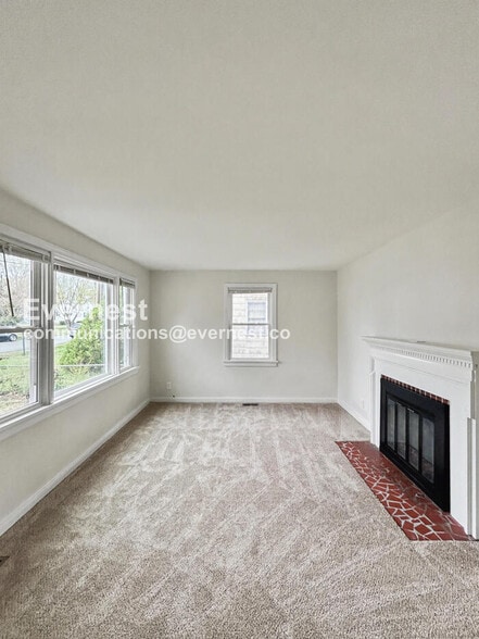 Building Photo - 3605 Pemberton Ave