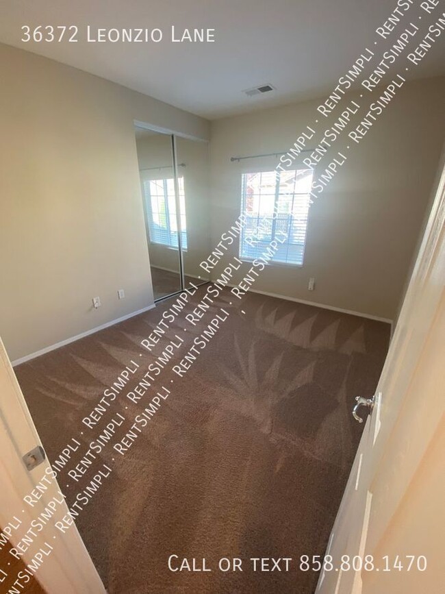 Building Photo - 36372 Leonzio Ln