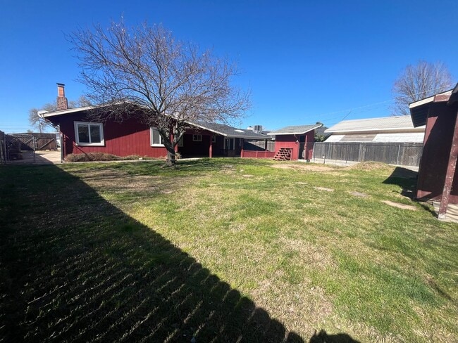 Building Photo - Spacious 4bed 2bath home in Elverta!