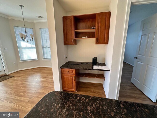 Building Photo - 12901 Centre Park Cir