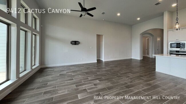 Building Photo - Spacious 4 bedroom with open layout!