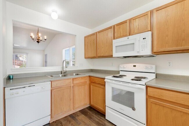 Building Photo - 8703 Silver Glen Dr