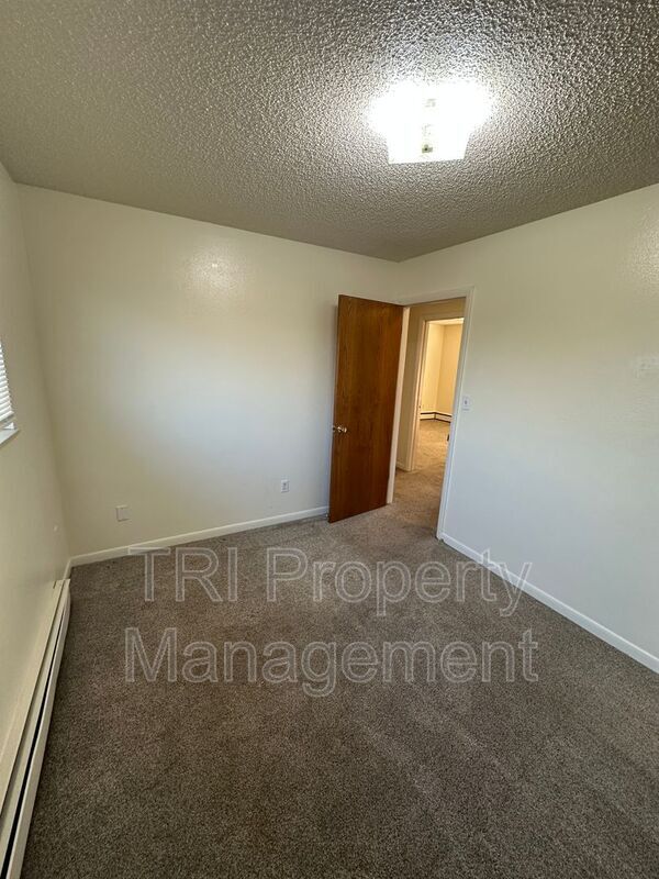 Building Photo - 1304 29th St