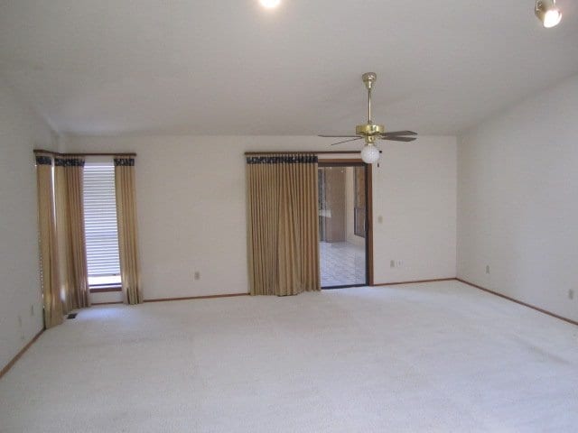 Building Photo - 9900 Rockwell Terrace