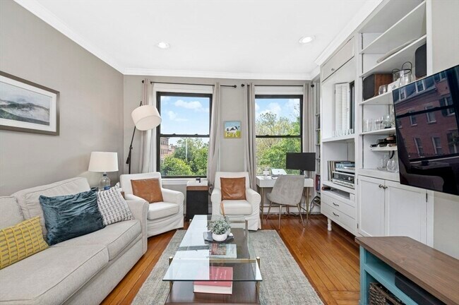 Building Photo - 58 Winthrop St