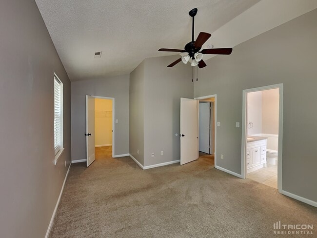 Building Photo - 9325 Oren Thompson Rd