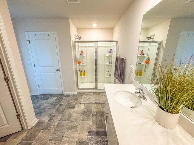 Building Photo - 4410 Remington Ave