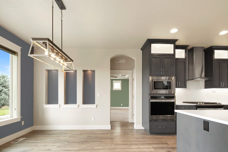 Building Photo - 677 E Andes Dr