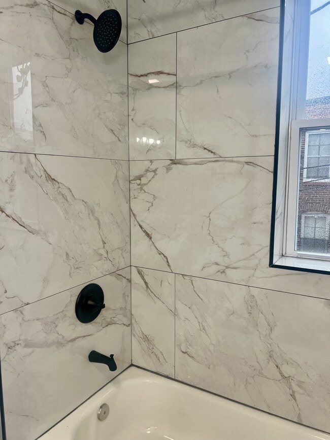 Building Photo - 2431 McElderry St