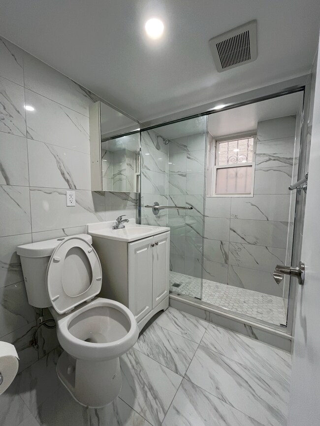 Unit 2 - 7911 32nd Ave