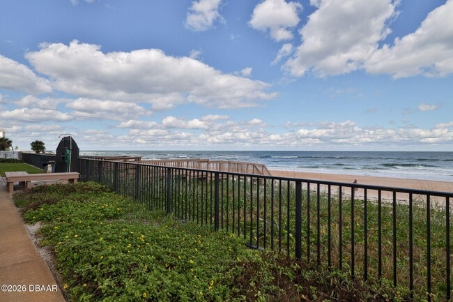 Building Photo - 1415 Ocean Shore Blvd