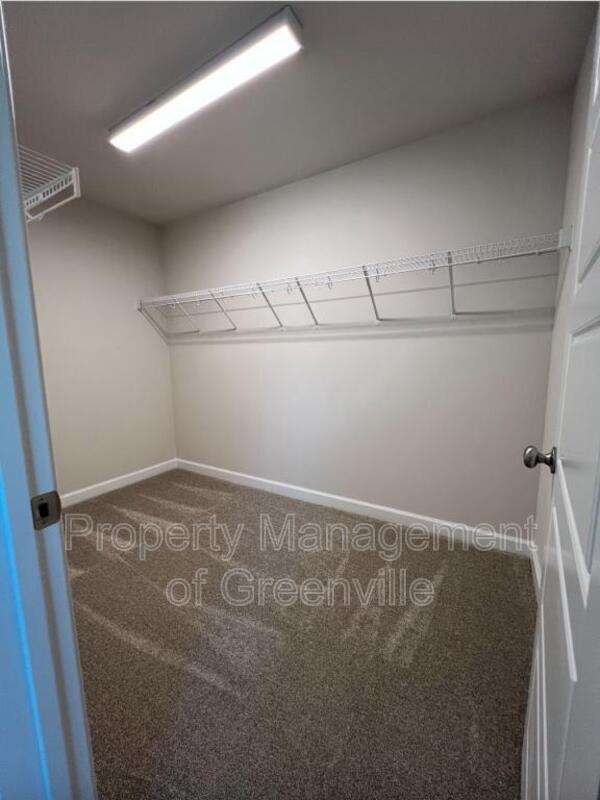 Building Photo - 131 Callen Dr